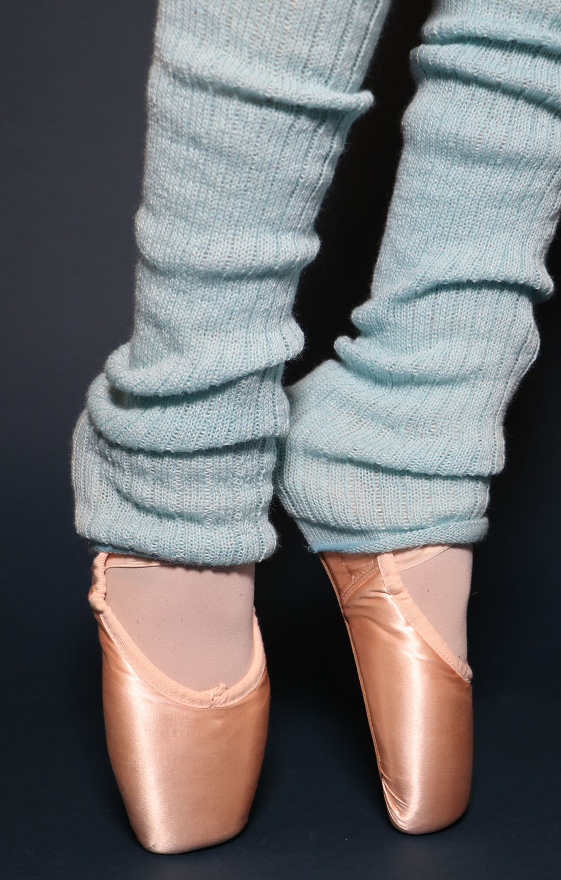 5647 light blue leg warmers wool for ballet dance